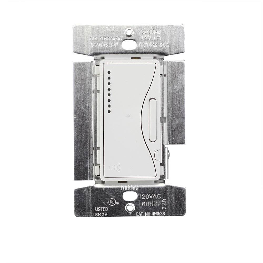 1000W Incandescent Smart Dimmer System, Alpine White Y3558